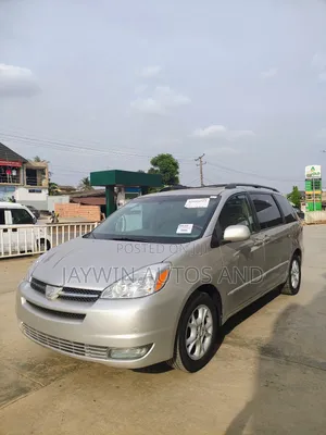 Toyota Sienna XLE Limited FWD (3.3L V6 5A) 2004 Silver