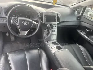 Toyota Venza Limited 4dr Wagon AWD (3.5L 6cyl 6A) 2014 Silver
