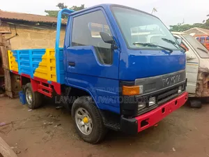 Nigeria Use Toyota Dyna 150 3y Petrol Engine
