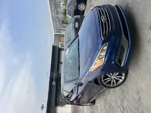 Hyundai Sonata Sport 2.0T Sedan FWD (2.0L 4cyl 6A) 2016 Blue