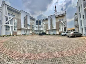 3bdrm Apartment in Magodo Gra Phase 1 for sale