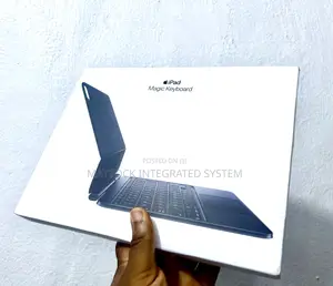 iPad Magic Keyboard 11 Inches