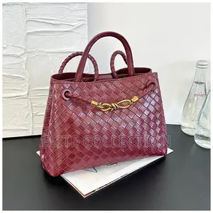 Luxury Interwoven Bottega Bag Comes in 3 Different Colours Quality