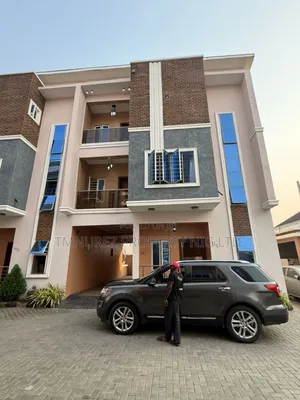 4bdrm Duplex in Ikate, Idado for rent