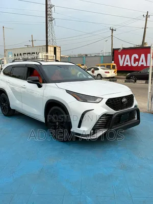 Toyota Highlander XSE AWD 2023 White