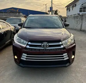 Toyota Highlander Limited 4dr SUV AWD (3.5L 6cyl 6A) 2015 Burgundy
