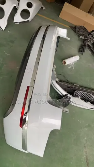 High Quality Certified Complete Back Bumper Bentley Bentayga 2017.