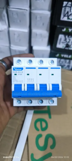 Miniature Circuit Breaker 4pole 100a