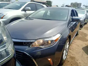Toyota Avalon Limited 4dr Sedan (3.5L 6cyl 6A) 2014 Gray
