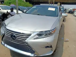 Lexus ES 350 FWD 2016 Silver