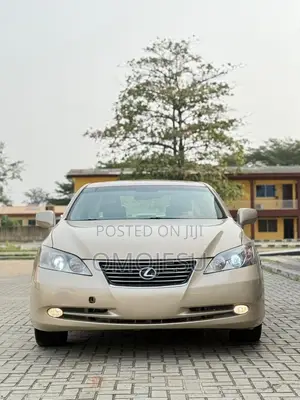 Lexus ES 350 2010 Gold