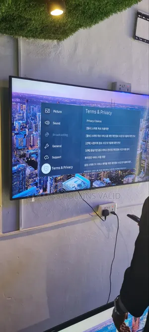 43 Inches Samsung Uhd Tv