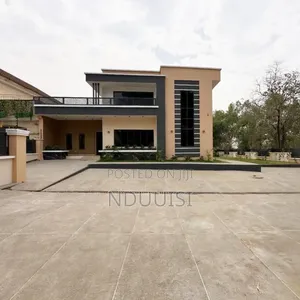 5bdrm Duplex in Apo District for sale
