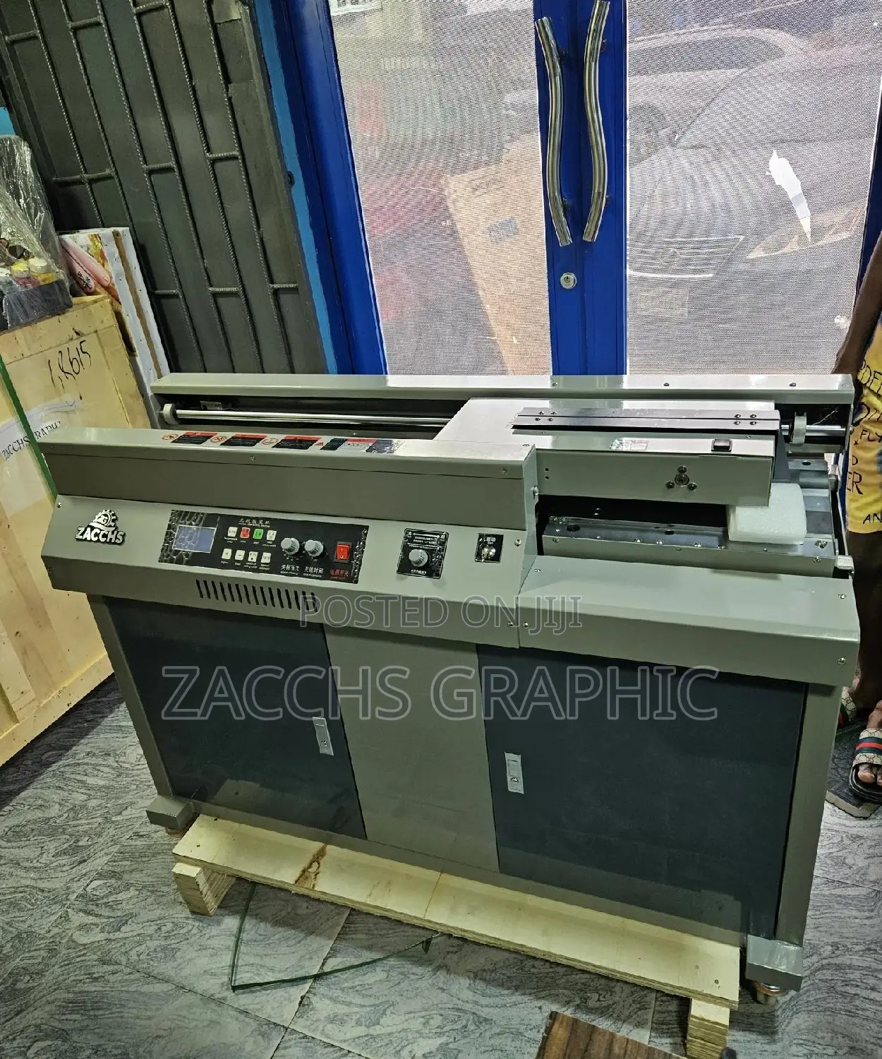 Glue Binding Machine