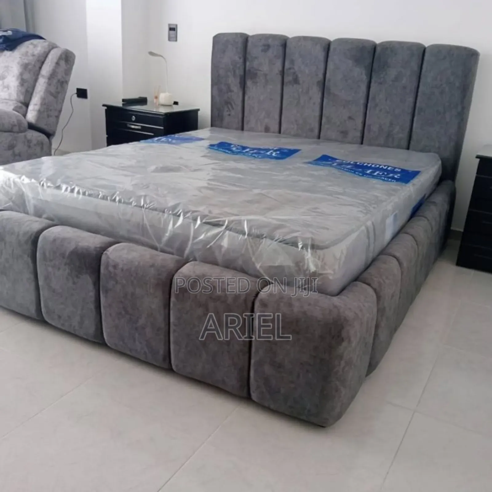 Padding Bedframe