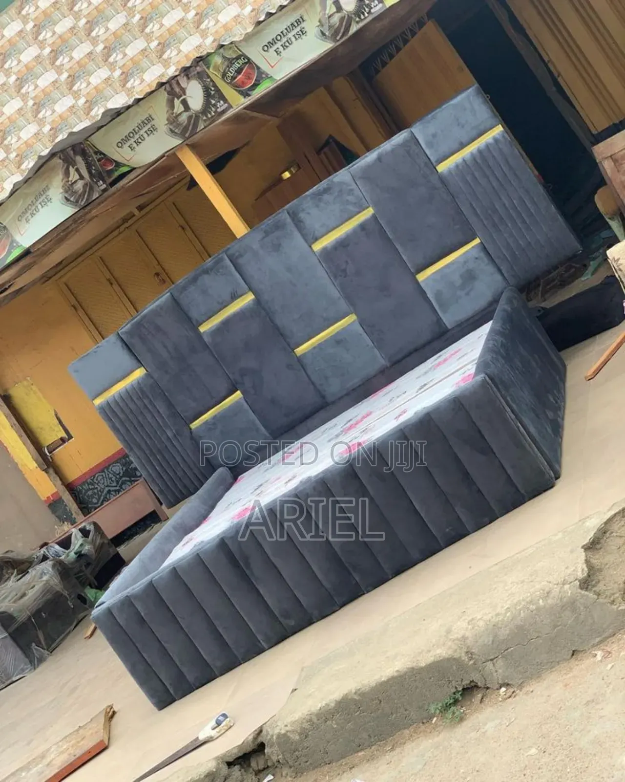 Padding Bedframe