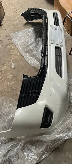 Neatly Used Tokunbo Front Bumper for Toyota Landcruiser 2023