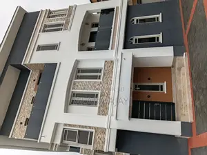 5bdrm Duplex in Egbeda for sale