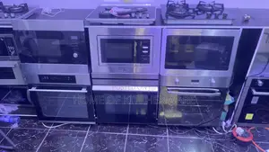 Inbuilt Oven And Microwave Set