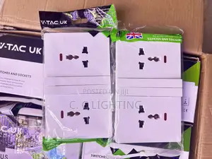 13a Double White Socket