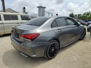 Mercedes-Benz 220 2020 Gray