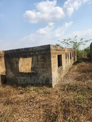 4 Bedroom Flat