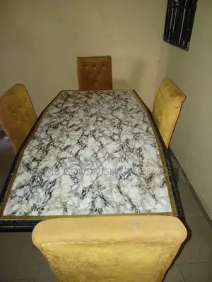 Dinning Set With 4 Chairs