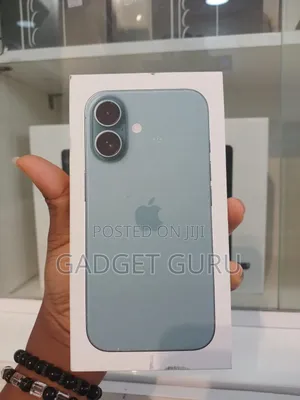 New Apple iPhone 16 128 GB Green