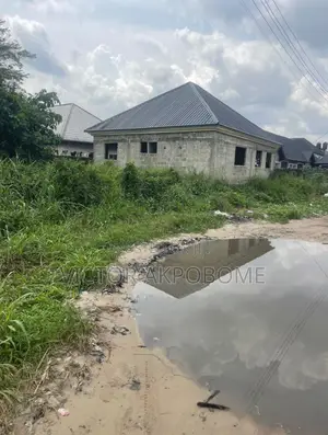 6bdrm Bungalow in Ughelli South Local, Warri for sale