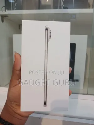 New Apple iPhone Air 256 GB Gold
