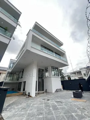 Furnished 5bdrm Duplex in Private Estate Old, Gerard Road for sale