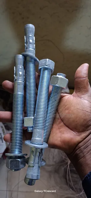 Expansion/Concrete Bolt/Stud Bolt