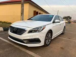 Hyundai Sonata Limited Sedan FWD (2.4L 4cyl 6A) 2016 White