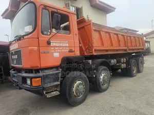 12ty Dump Truck