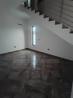4bdrm Duplex in Adeniyi Jones Ikeja for rent