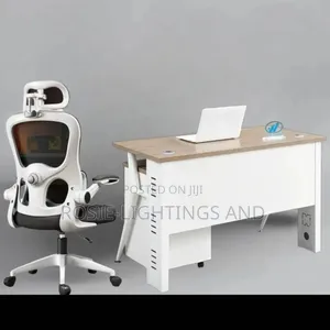 A Set Of Office Table Trendy Egornomic Swivel Office Chair