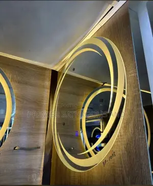 Mirror With Light