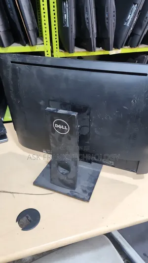 Dell Inspiron 27 All-in-One 4GB Intel Core I9 HDD 500GB