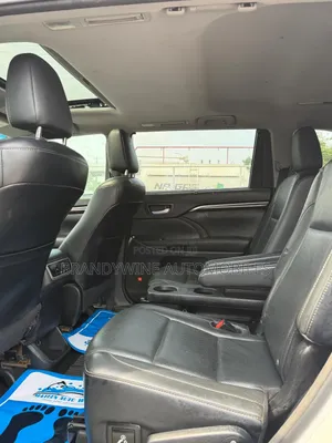 Toyota Highlander Limited 4dr SUV (3.5L 6cyl 6A) 2015 White
