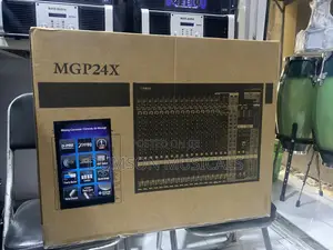 Yamaha Mgp24x Channels Mixer Console