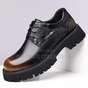 Top Quality Men’S Classic Black and Brown Lace Up Shoe