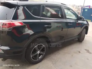 Toyota RAV4 2017 Green