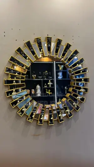Round Elegant 3d Mirror