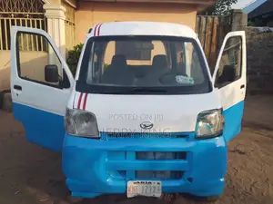 Daihatsu Hijet 2010 White