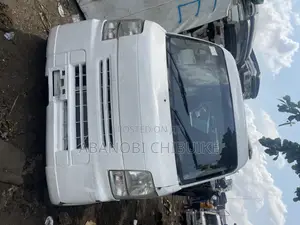 Suzuki Every 2012 White