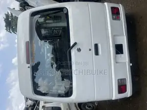 Suzuki Every 2012 White