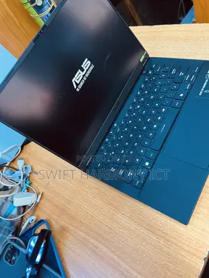 Laptop Asus 16GB AMD Ryzen 7 SSD 1T
