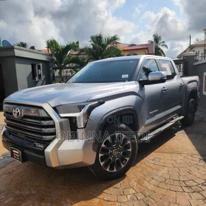 Toyota Tundra 2024 Silver