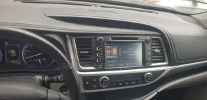 Factory Followcome Navigation Radio Toyota Highlander 2015 Model