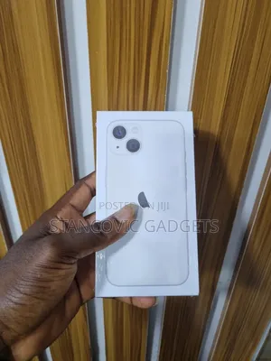 New Apple iPhone 13 128 GB White